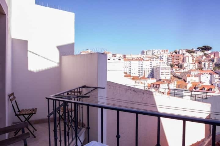 Gold Apartment *