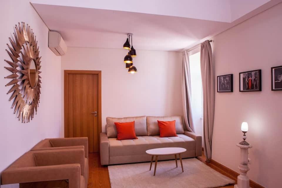 Apartment Gold *
